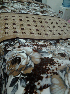 少女心之選 康耐針紡織法蘭絨毛毯，百花系列點(diǎn)亮溫馨生活